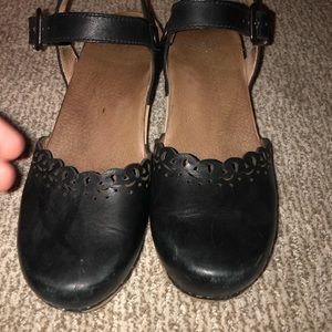Dansko sandals size 39